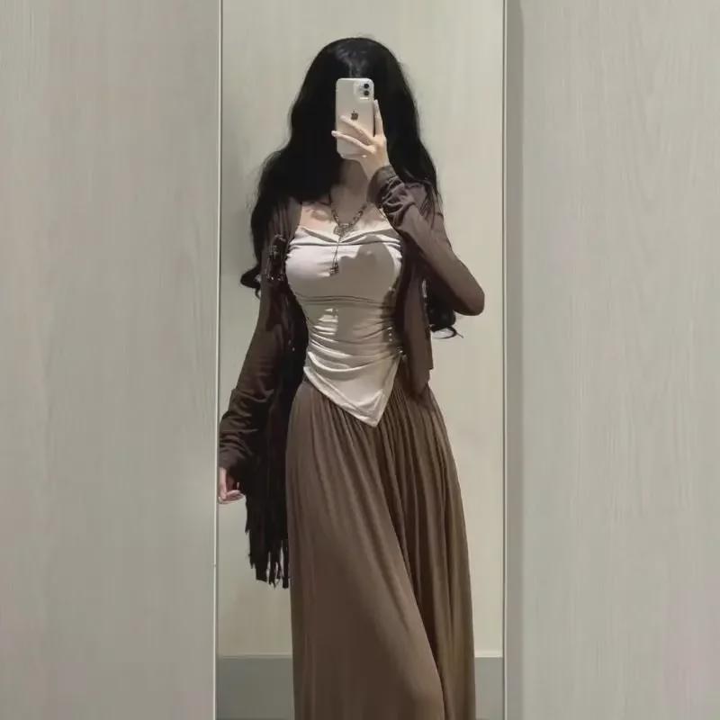 Traje de tres piezas para mujer: Otoño 2025 Estilo Puro Deseo - Cárdigan de Manga Larga, Chaleco de Tirantes y Pantalones de Pierna Ancha.