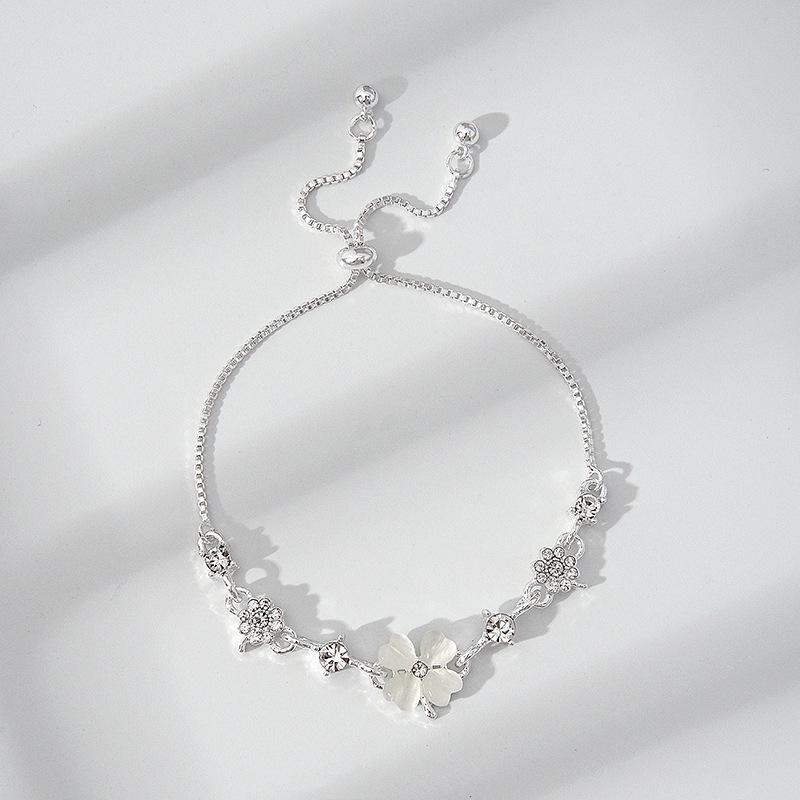 1Pcs Adjustable Chain Four Leaf Clover Bracelet Women Lucky Zircon Opal Jewelry Everyday Gift for Sister