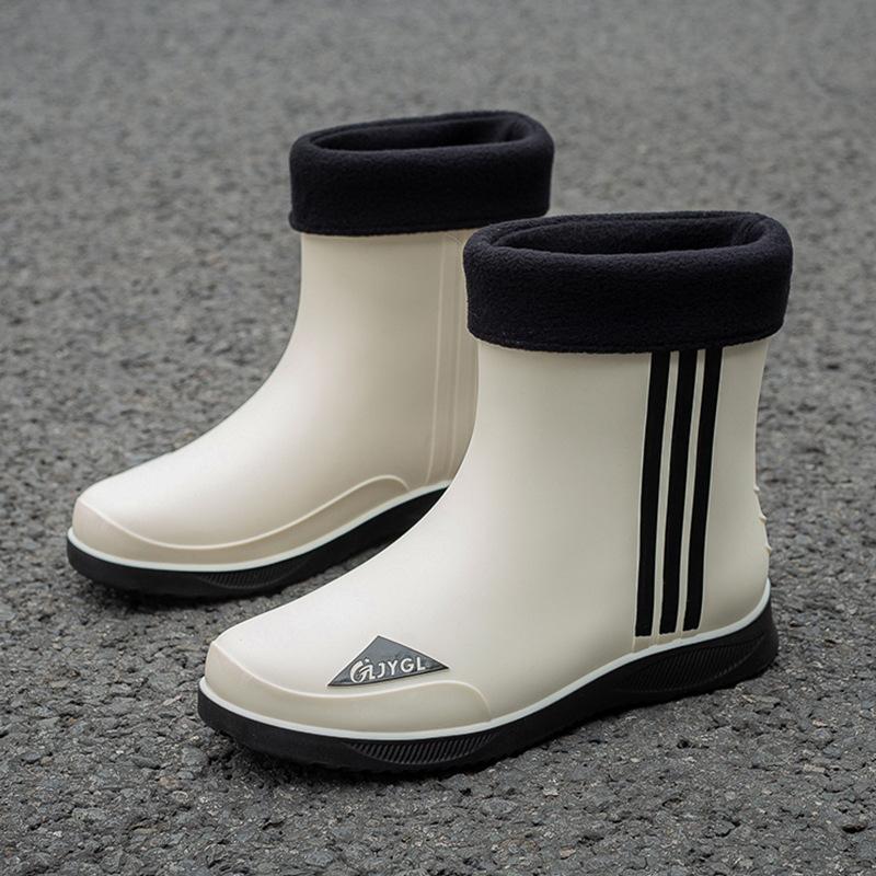 New medium tube waterproof shoes men's fashion bundle rain shoes velvet outer wear non-slip work wear-resistant rain boots rubber shoes