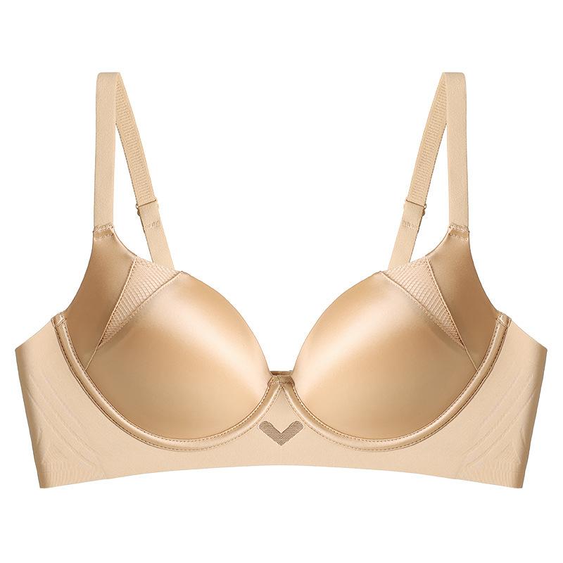 Small breasts, bras gather together, not empty cups, thickened and show large smooth surface, versatile and sexy, hollow without steel rings
