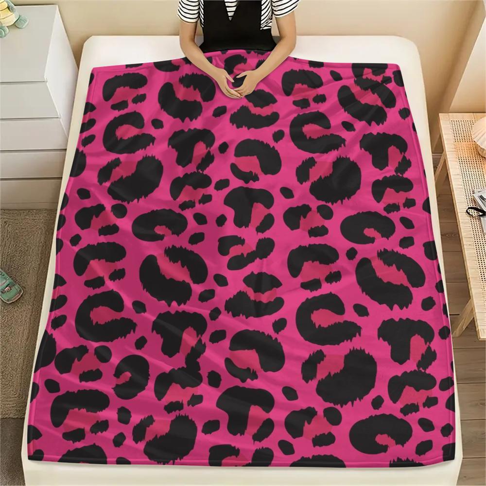 1Pc Pink Leopard Pattern Print Flannel Blanket, High Quality Comfortable for All Seasons, Home Decor, Warmth and Comfort, Perfect for Gifts