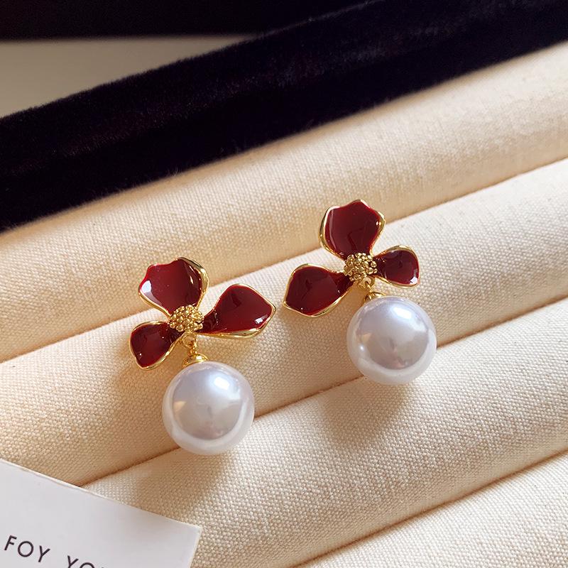Retro Red Zirconia Pearl Flower Earrings - High-End Hong Kong Style Studs for Women