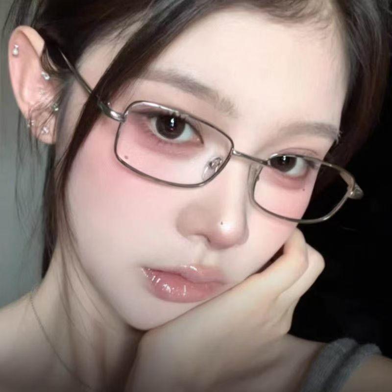 Harajuku Small Square Frame Glasses Man Women Retro Metal Eyeglasses Clear Spectacle Decorative Eyewear