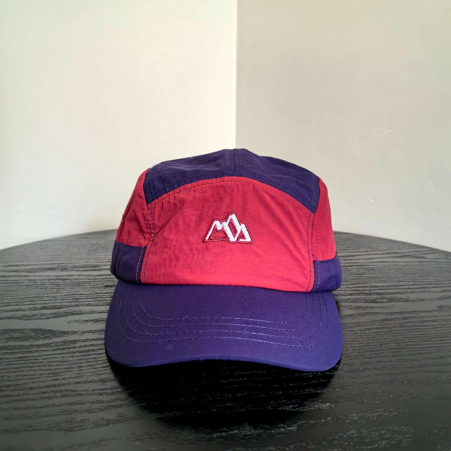 

New mountain color matching baseball cap spring and summer outdoor sun protection quick-drying camping hat five peaked cap sunshade M（56-58cm） синій
