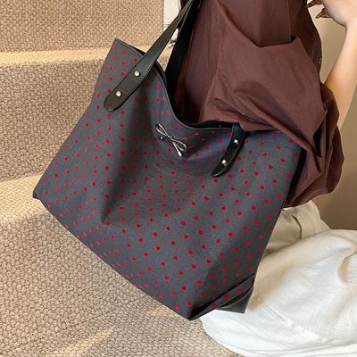 Niche Design Large Capacity Bag New Polka Dot One-shoulder Handbag Casual and Fashionable Commuting Tote Bag for Women