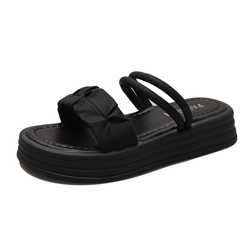 Feenwind zwei Sandalen tragende weibliche 2025 Sommer neue dicksohlige französische Abendwind draußen tragende Sandalen römische Ein-Wort-Hausschuhe