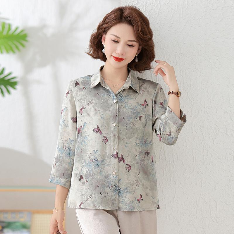Stylish Summer Blouse for Moms: Fashionable Seven-Sleeve Top for Middle-Aged and Elderly Women