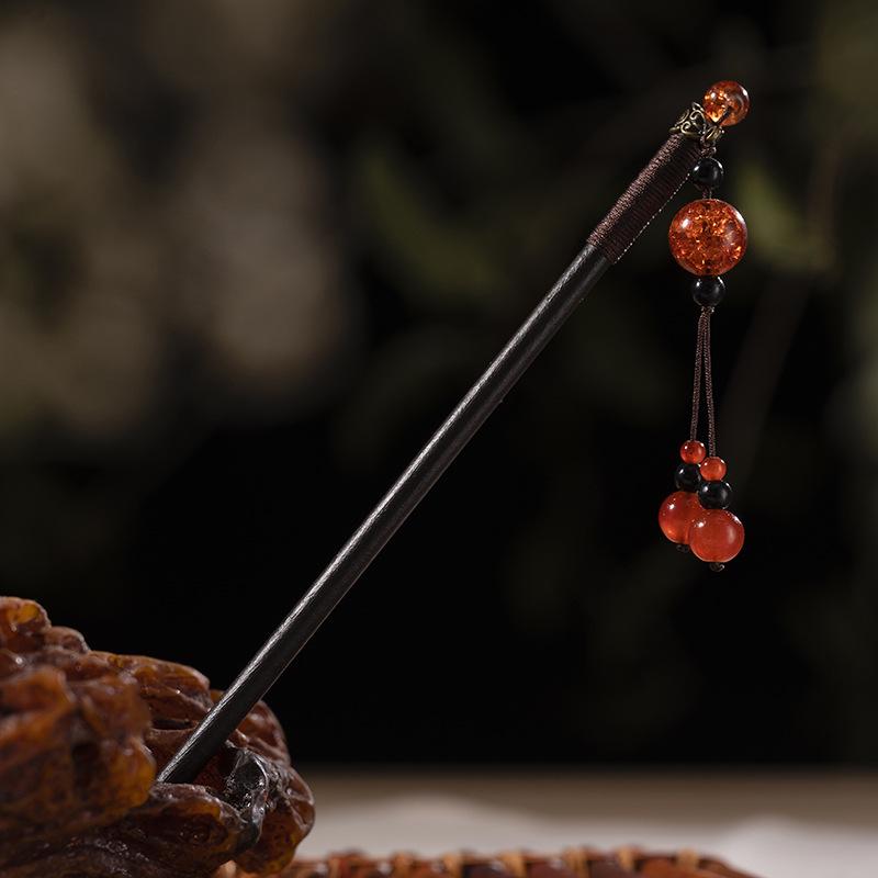 Vintage-Style Ebony Imitation Hairpin with Tassels and Wooden Step-Shaking Design for Hanfu and Ancient Costume Accessories