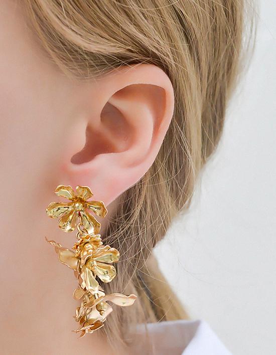 Dana Burton Sweet Floral Earrings