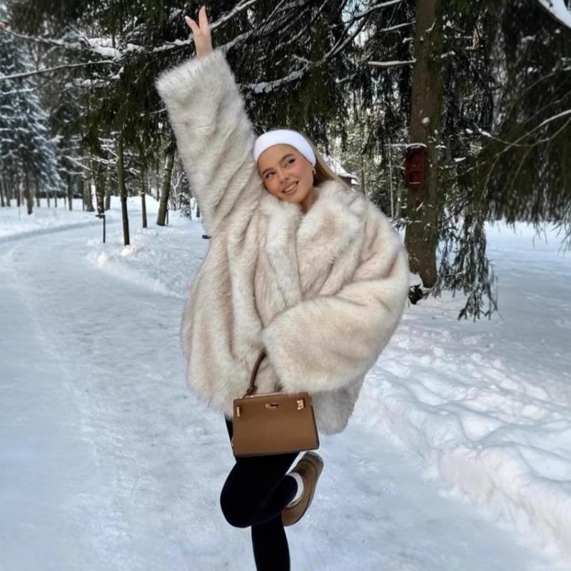 In Lazy Wind Fox Fur Jacket Thickened Warm Fur Jacket Medium and Long Plush Cardigan