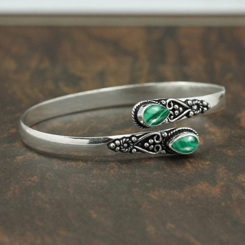 Vintage Ethnic Style Inlaid Imitation Natural Stone Bracelet Elegant Open Adjustable Bracelet Women Party Jewelry