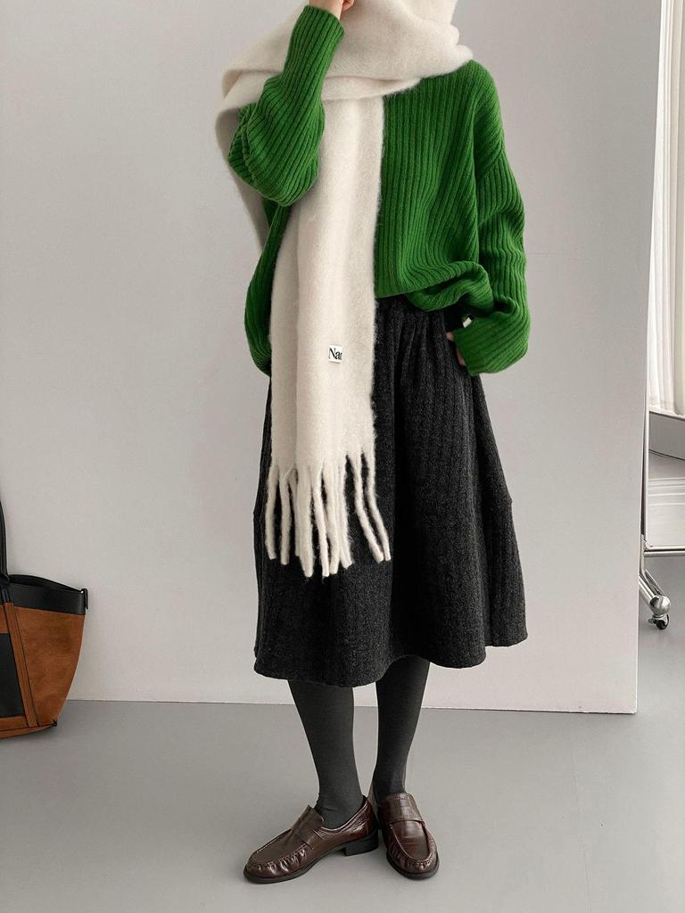 Korean Retro Wool Blend Pleated Midi Skirt for Women - Elastic Waist, Loose Fit, Slimming, Commuter Style