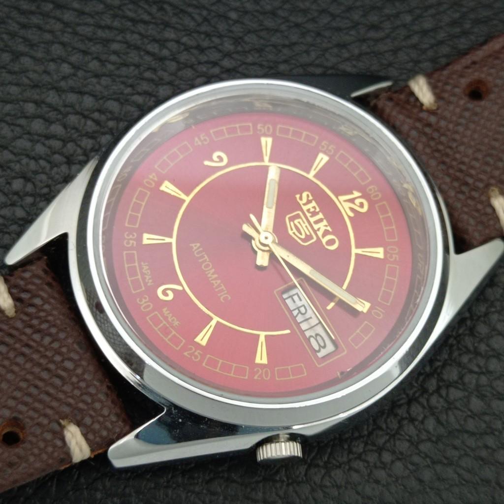 JAPAN VINTAGE REFURBISHED SEIKO 5 AUTOMATIC 7009A MENS RED DIAL WATCH A446628-1