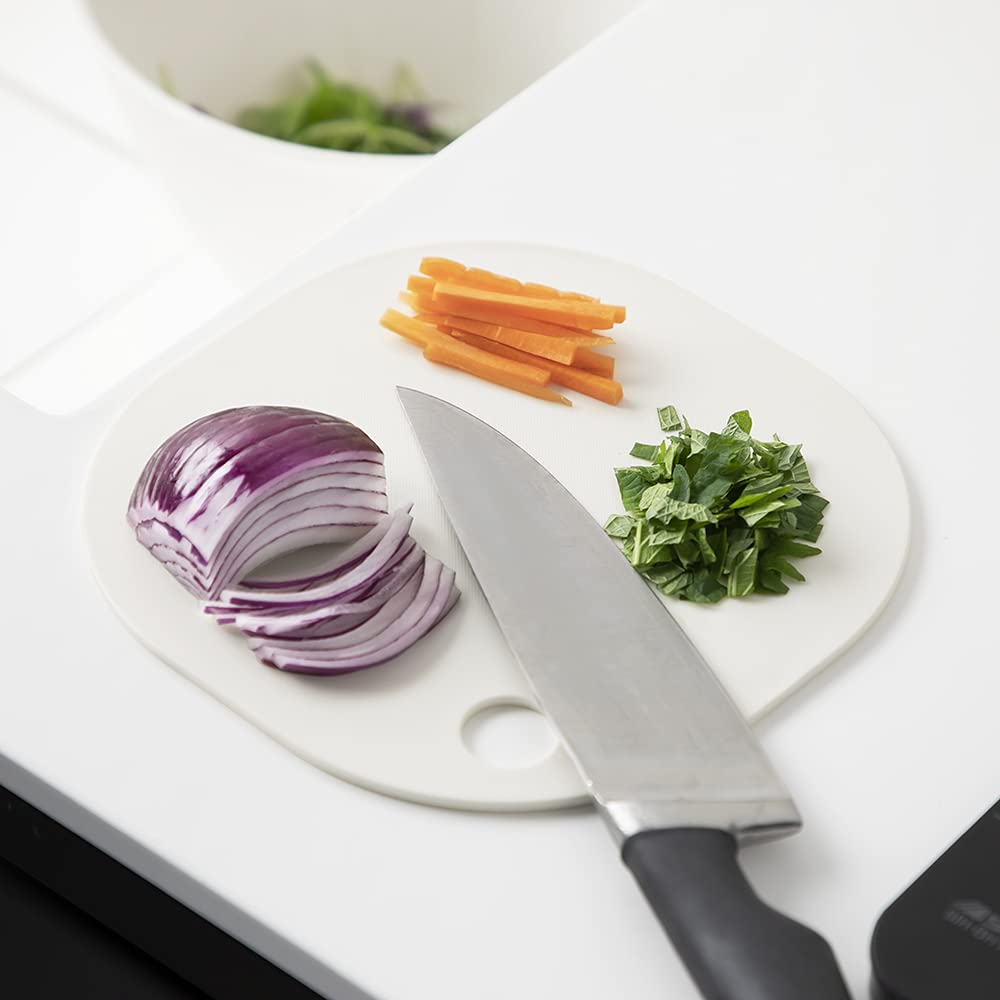 Schneidebrett Nikii Weiß 1 Stück Breite x Tiefe x Dicke Schneidebrett Hergestellt in Japan Spülmaschinenfest Antibakteriell Klein Mini Schneidebrett Rund