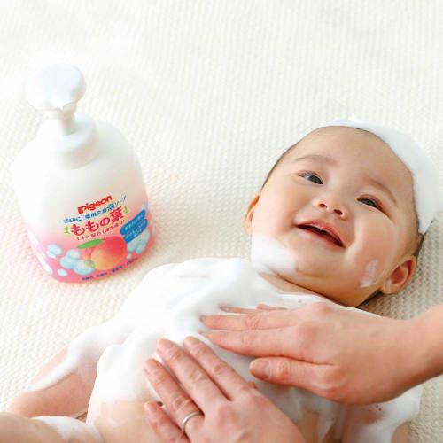 Pigeon Medicated whole body foaming soap Contains peach leaf extract (moisturizing ingredient) 450ml