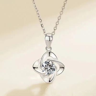 S925 Sterling Silver Couple Lucky Four-leaf Clover Necklace Japanese and Korean Fashion Clavicle Chain Pendant Temperament Gift Sen-tie Accessories