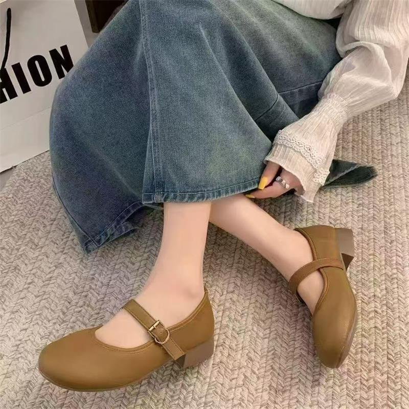 

Женские туфли Мэри Джейн, туфли на плоской подошве, весенне-осенние одинарные туфли, новинка 2025 года, неглубокие, с мягкой подошвой, с ремешком-пряжкой на одно слово, маленькие кожаные туфли женские 40 абрикосовый