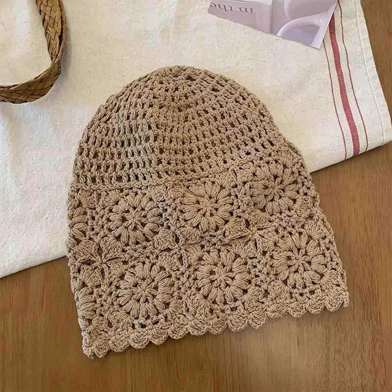 1Pieces Breathable Hollowed Out Knitted Hat Flowers Casual Beret Cap Summer Fashion Flowers Breathable Mountaineering Scarf