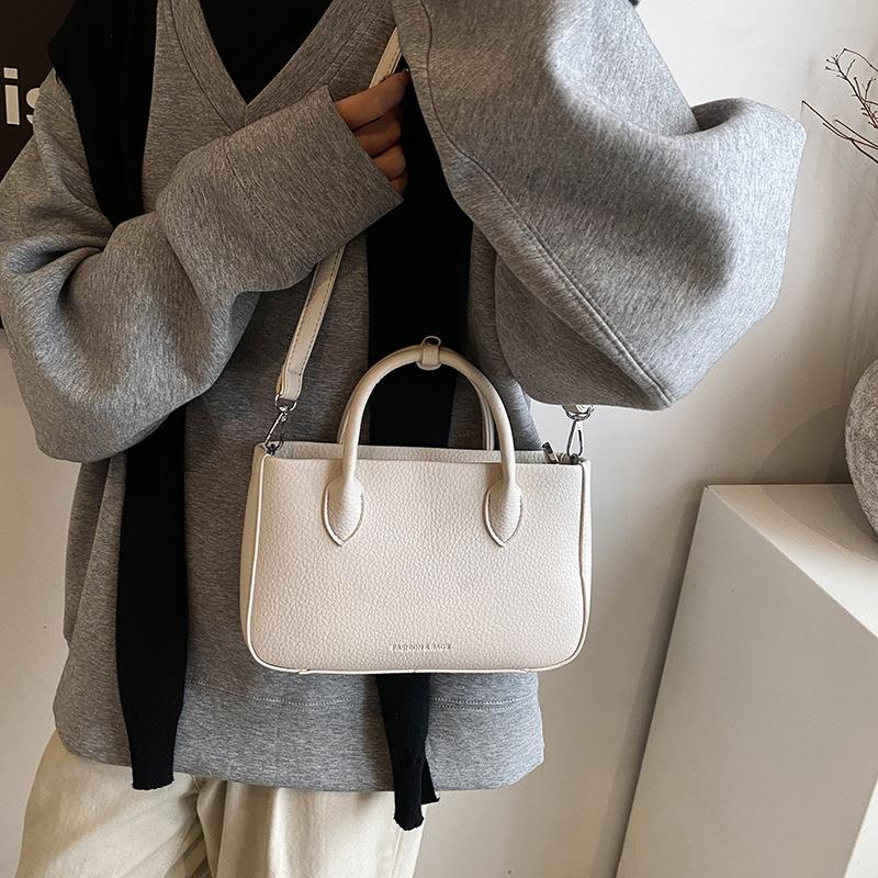 Simple new women's bag casual handbag shoulder bag women's fashion women's bag