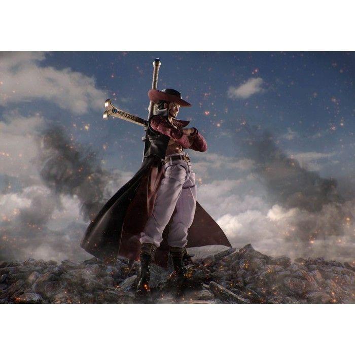 Bandai Tamashii Nations - One Piece - Figurine S.H.Figuarts Dracule Mihawk Hawkeye 17 Cm