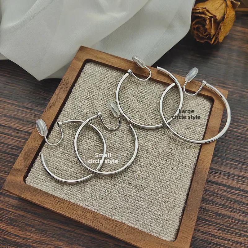 Doudou Mosquito Coil Ear Clip Earrings: Retro Light Luxury, Trendy 2023 All-Match Metal Style.