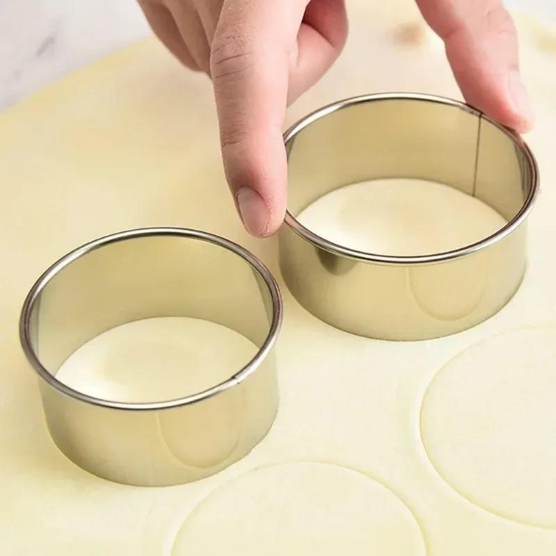 3Pcs Stainless Steel Dough Cutter Dumplings Molds Round Cookie Biscuit Cutters Circle Pastry Cutters Baking Circle Ring Molds