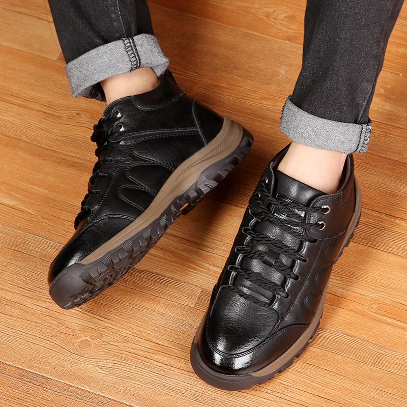 2024Men's British Fashion Casual Shoes Italian Breathable and Comfortable Running Non Slip Outdoor Lace Mountaineering Shoes