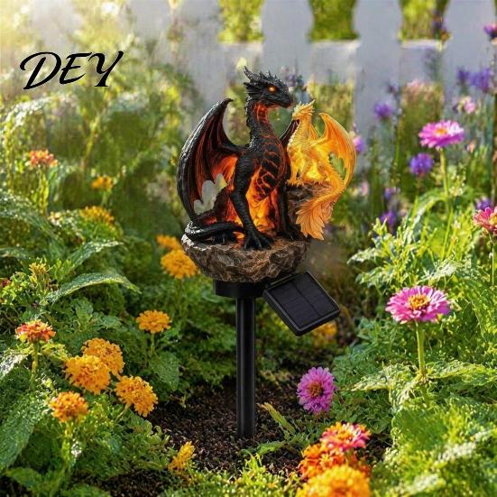 Solar Powered Lawn Decoration Dragon Garden Light, Outdoor Gothic Medieval Statue Lamp, Waterproof Walkway Illumination Resin Sculpture for Patio Yard
