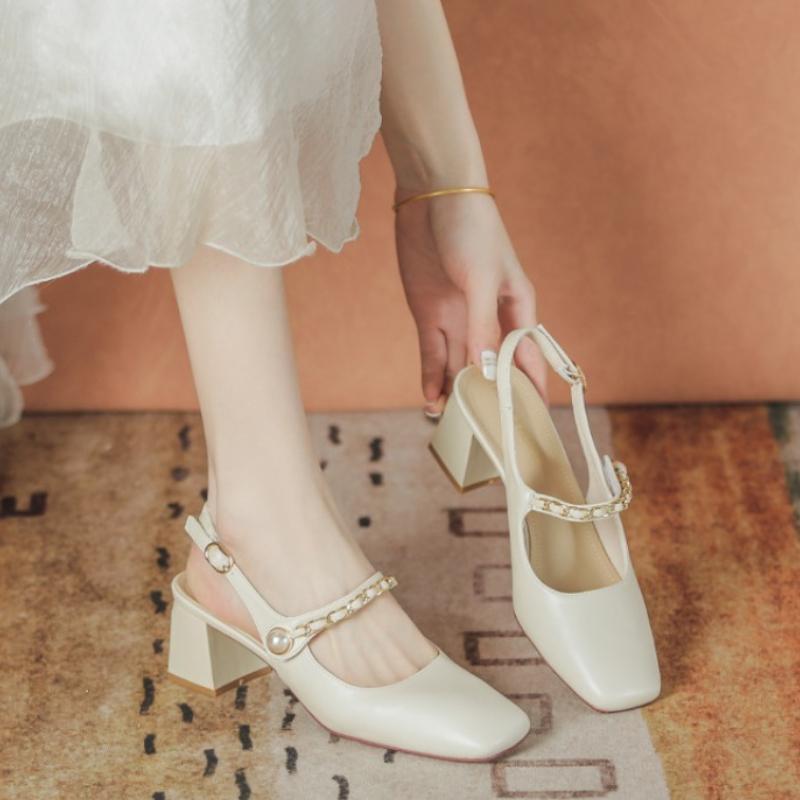 

Fashion 2025 Retro Heeled Single Shoes for Women, New Summer Fashion Gold Buckle Square Toe Comfortable High-heeled Leather Shoes 34
