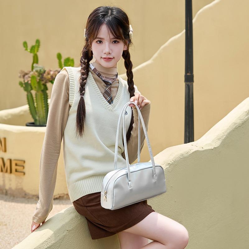 Women's Bag Summer New Fashion Solid Color Baguette Bag Casual Shoulder Portable Underarm Bag One Piece