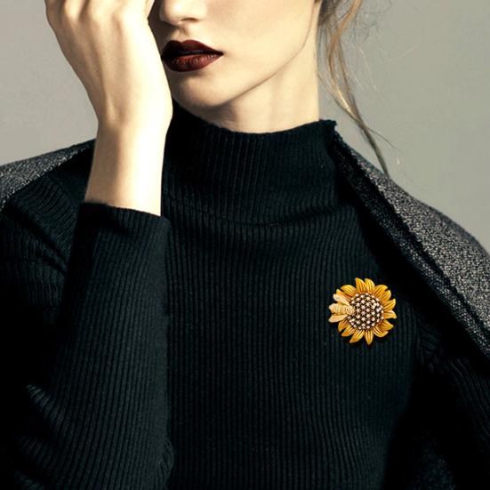 Stunning Pin Rhinestone Bee And Sunflower Brooch For Parties And Casual Wear Enamel