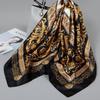 Foulard quadrato in seta stile influencer: Sciarpa da collo da donna alla moda, Sciarpa, Protezione solare, Garza stampata, Accessorio per abbigliamento professionale