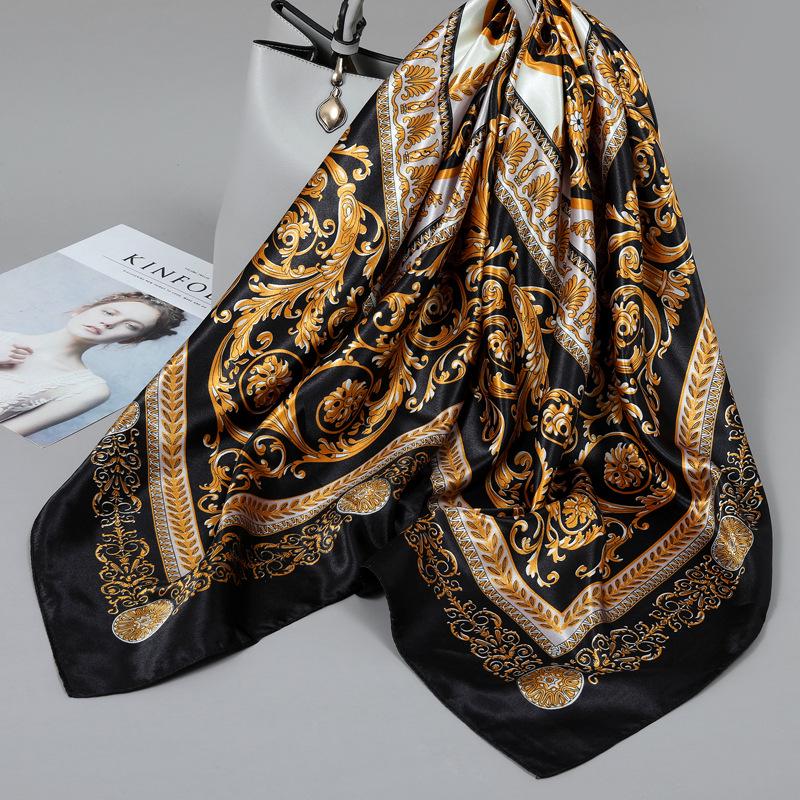 Foulard quadrato in seta stile influencer: Sciarpa da collo da donna alla moda, Sciarpa, Protezione solare, Garza stampata, Accessorio per abbigliamento professionale