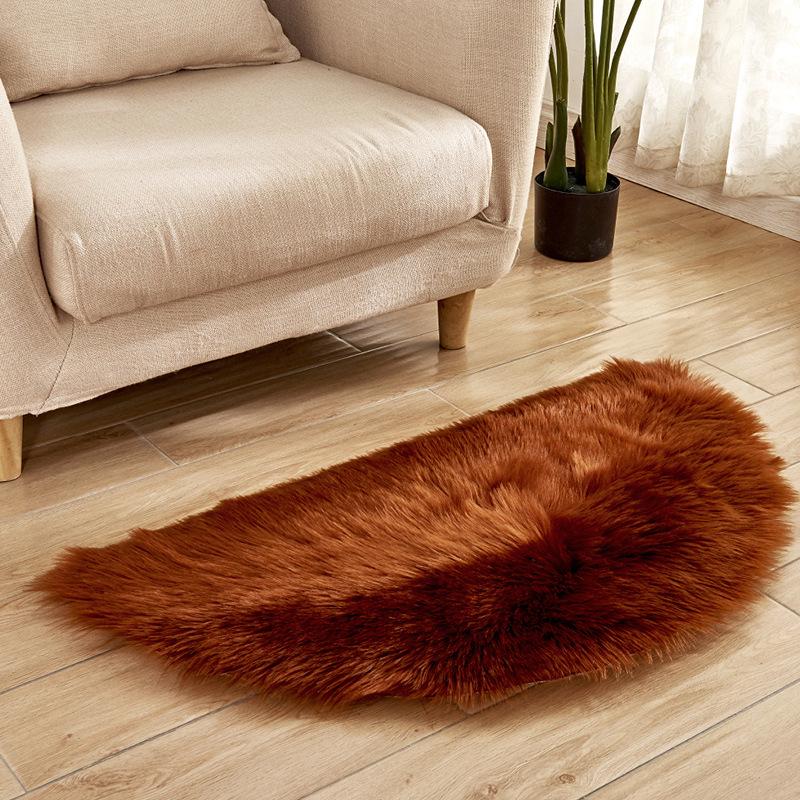 Modern Minimalist Semi-Circular Carpet: Imitation Wool Mat, Machine Washable for Living Room, Bedroom, or Sofa Side 30*60cm