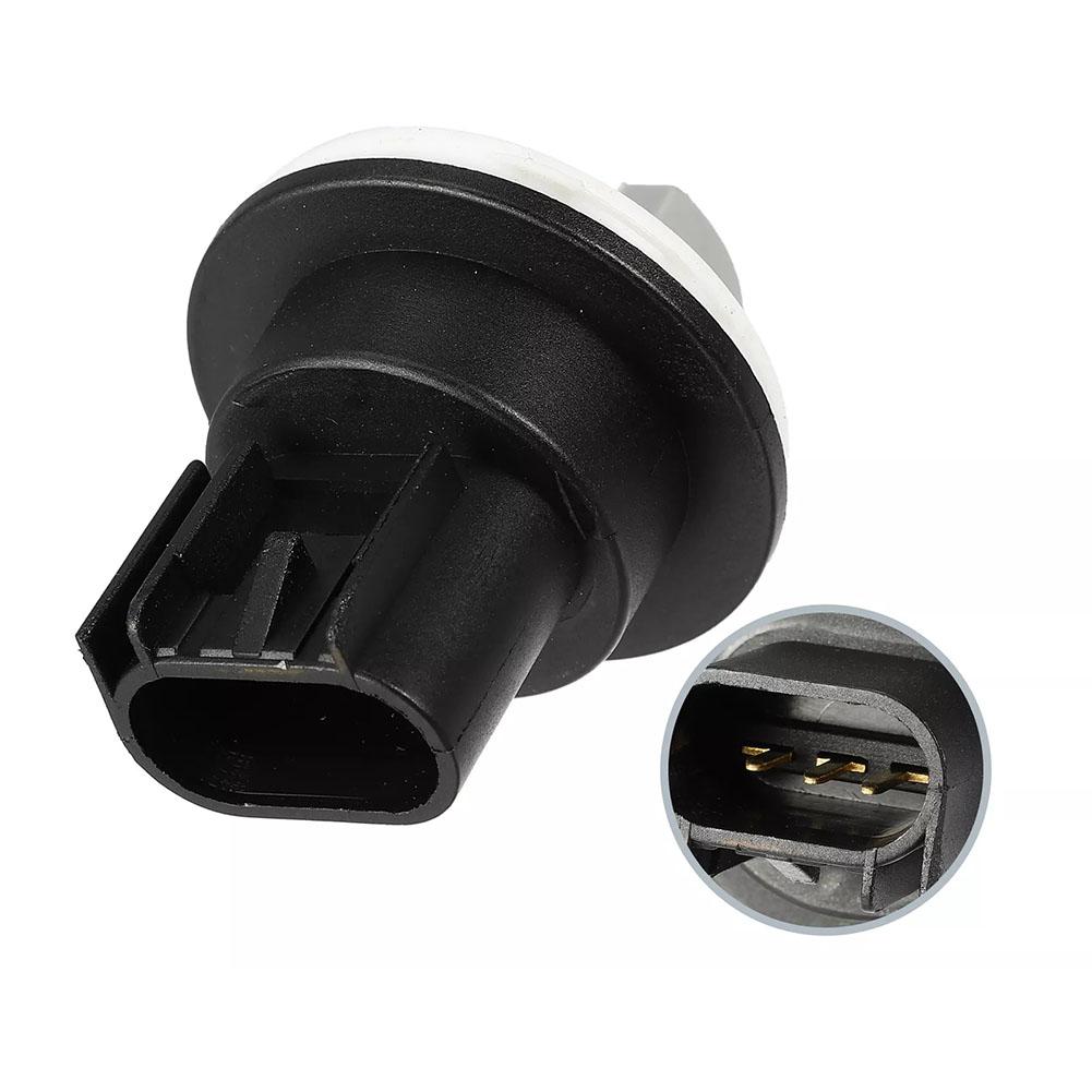 2 szt. Gniazda żarówek świateł postojowych samochodu Uchwyt lampy Do Jeepa Do Patriot 07-2017 68000686AA 645-504 Części podstawy świateł samochodowych