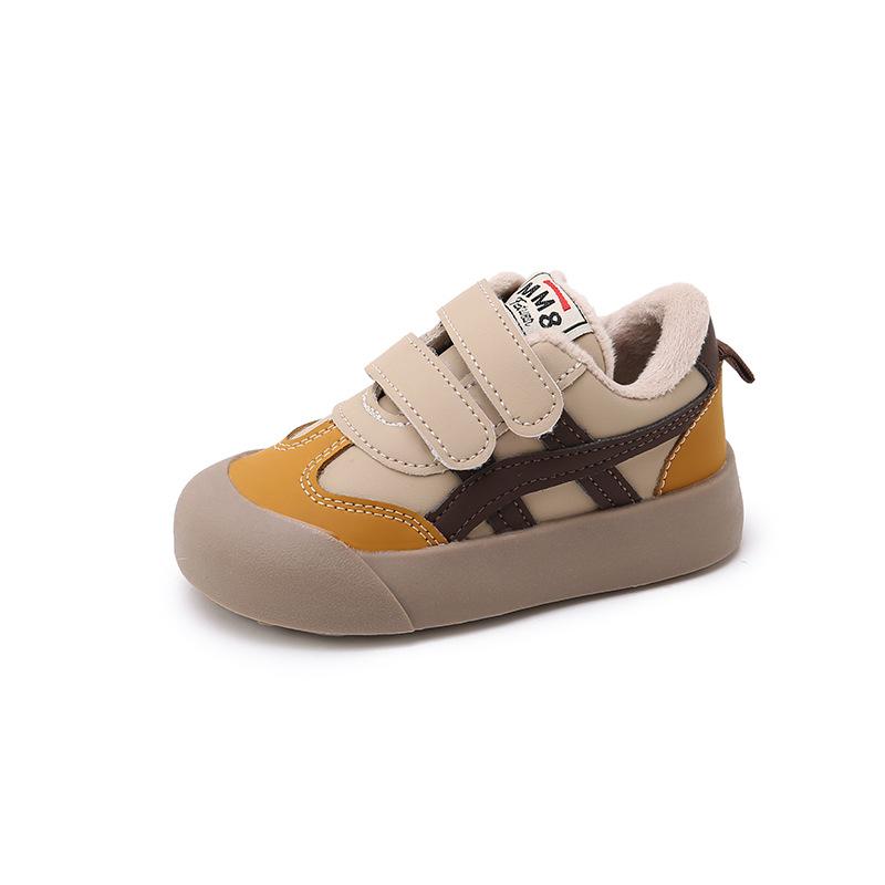 Autumn and winter velvet children's casual shoes soft-soled boys board shoes 1-6 years old cotton shoes baby anti-kick shoes medium and small children
