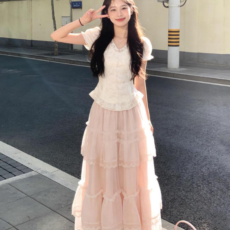 French sweet and gentle lace top dress women's summer beautiful mesh cake long skirt wear a whole suit