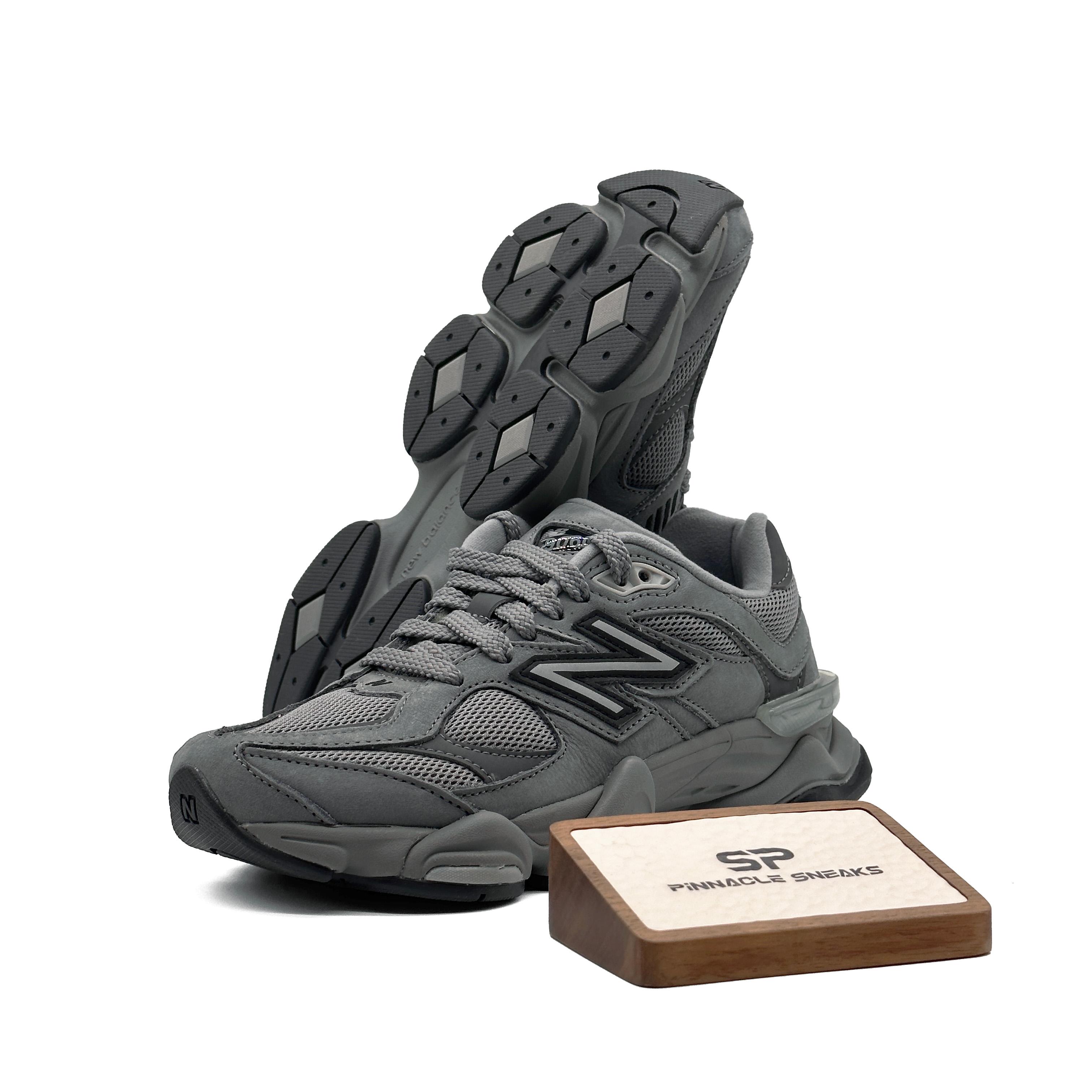 New Balance 9060 Shadowgrau Schwarz Castlerock U9060ZGB Herrengröße EU 37 graue