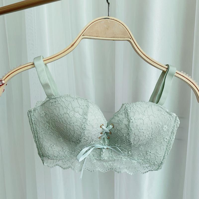 Reggiseno Push Up in Pizzo Nero con Dettaglio Allacciatura Frontale e Spalline Regolabili