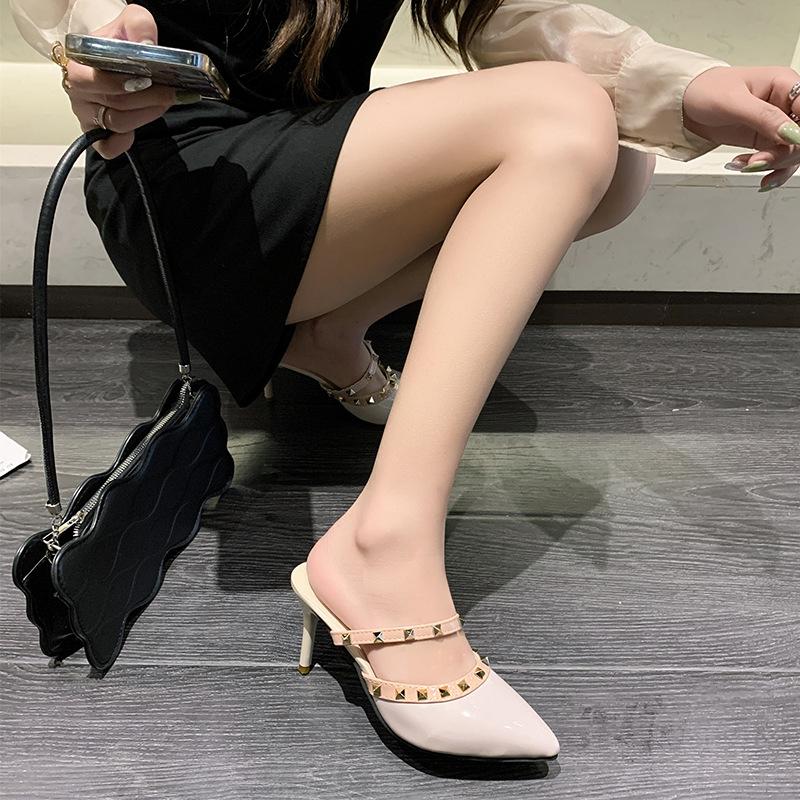 2025 summer new willow spike pointed cool slippers women wear half slippers pointed rivet sandals women's stiletto