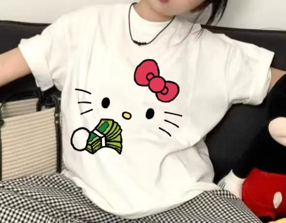 

2026 HelloKitty Sanrio Printed Cotton TShirt Summer Cartoon Design Childrens Roundneck Fashion LooseFitting Casual Wear S