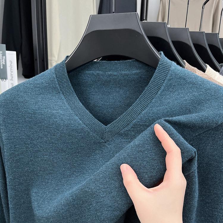 Men's Autumn and Winter Middle-aged Men's Dad Wear V-neck Versatile Solid-color Knitted Sweater Bottoming Shirt