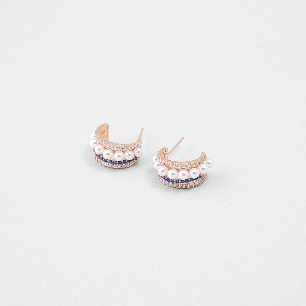 [Judy And Paul] Libero Triple Line Blue Sapphire Hoop Earrings E51514