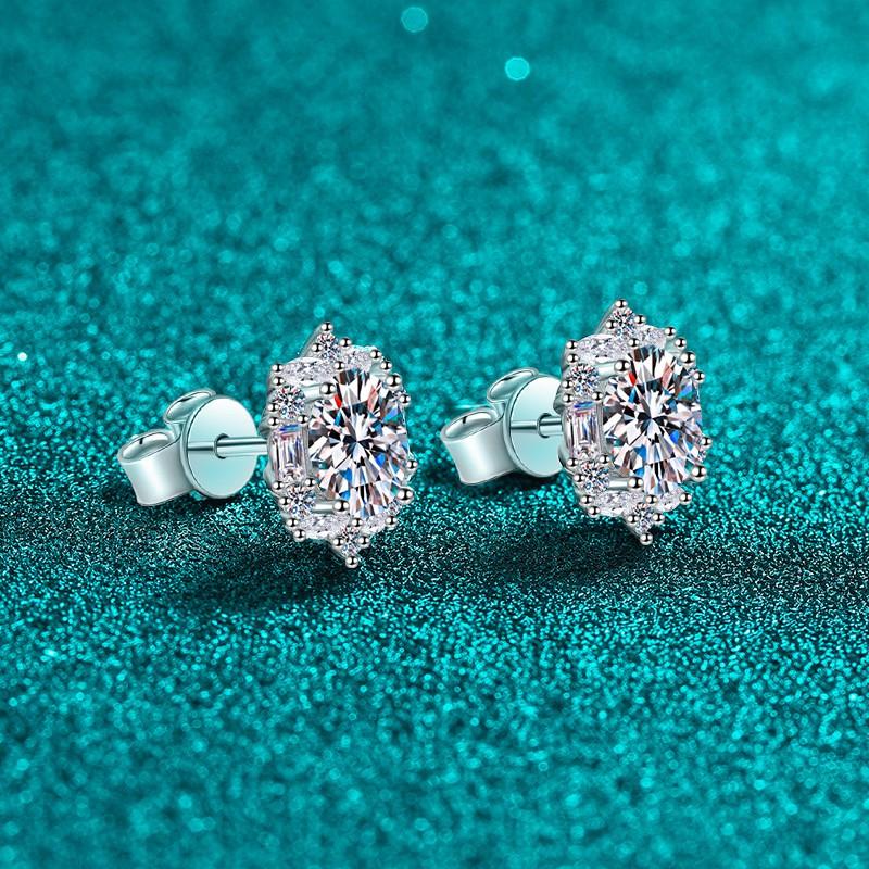 Elegant Moissanite Stud Earrings Women Sterling 5x7mm Oval Cut Lightweight Luxury Daily Wear