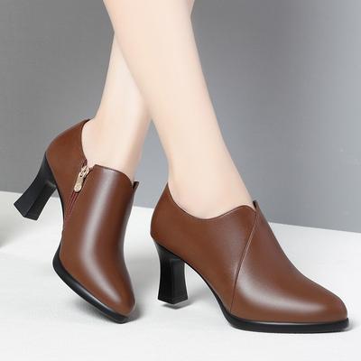 Damen Spitze Leder Weiches Leder Tief ausgeschnittene Einzelne Schuhe, Frühjahrs- und Herbststil, Damenschuhe, Mutterschuhe, Hohe Absätze passend zu Röcken