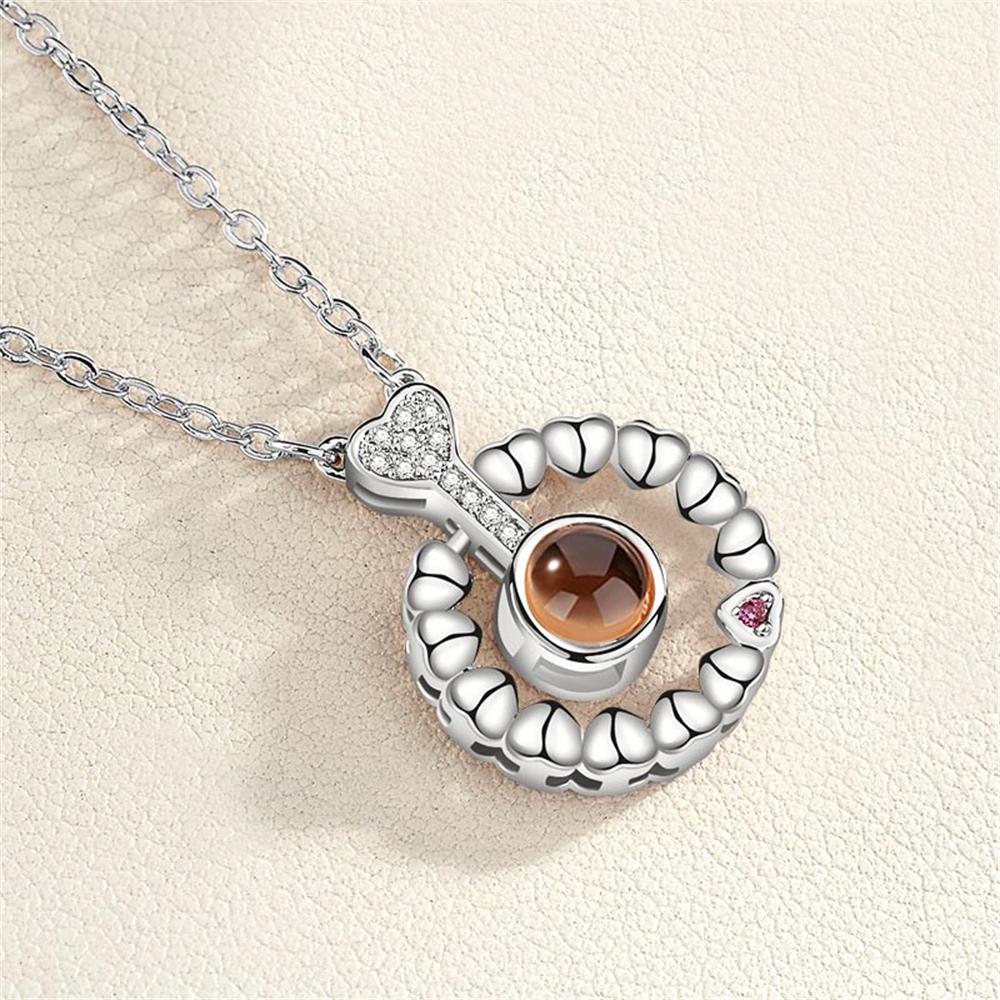 SUMENG New 100 Languages I Love You Projection Pendant Necklace Romantic Memory Wedding Jewelry Gifts 2024