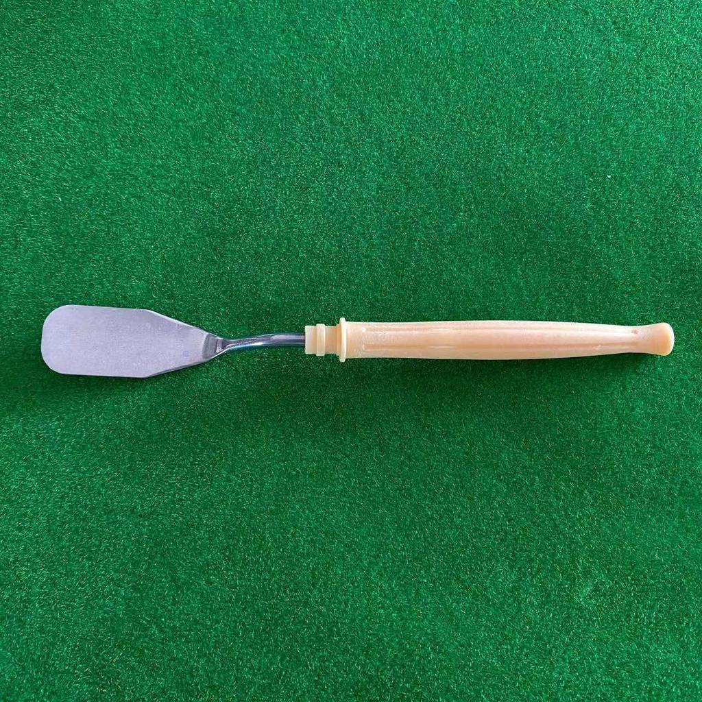 Mini zednické nářadí: DIY mikro lopata na zahradu a příslušenství pro chatrče