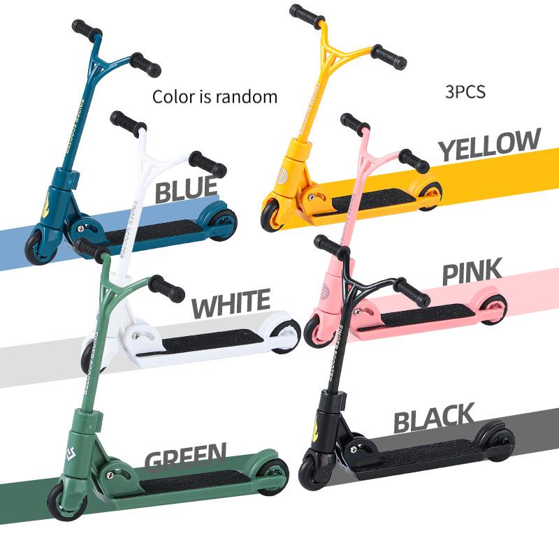 3PCS Kids Kick Scooter Finger Foldable Finger Scooter Educational Toys Finger Skateboards Fun Fingertip Movemet Children Gift