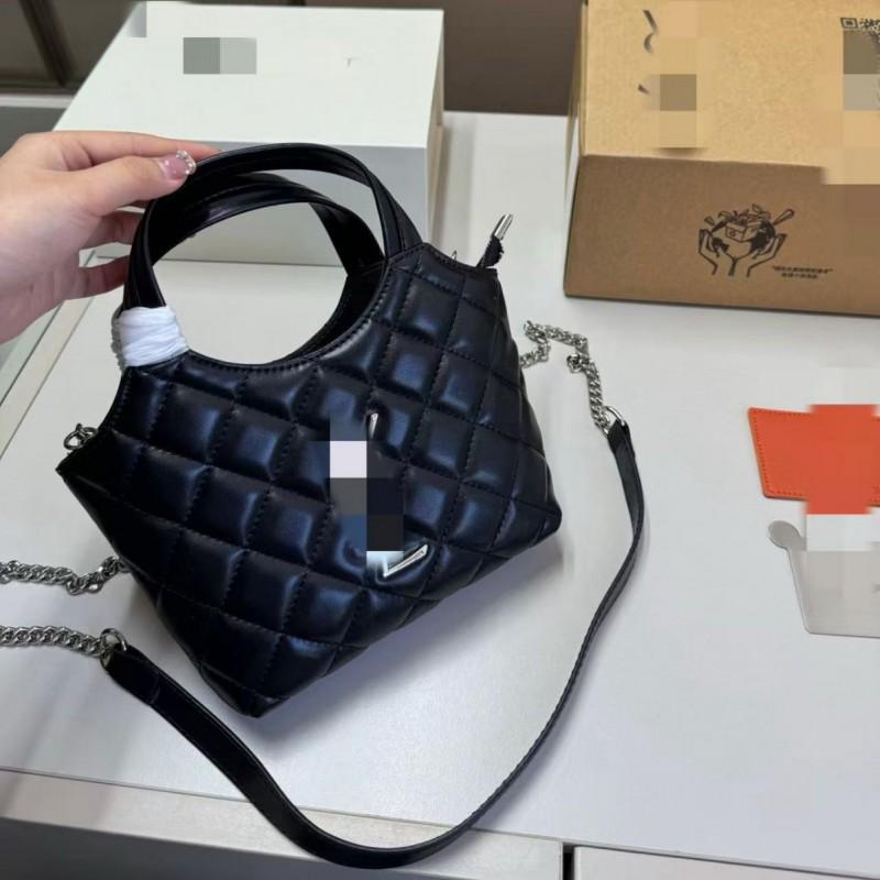 Mini Quilted Chain Shoulder Bag Crossbody Tote Women Soft PU Water Bucket Style With Zippered Pocket