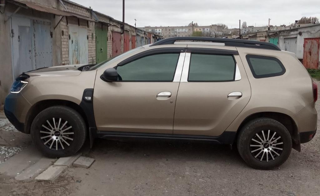 

Молдинг дверних стійок (6 шт, нерж.) для Renault Duster 2008-2017 рр.
